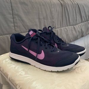 Nike running shoes (size 8)